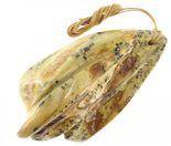 Кулон рифлений з бурштину